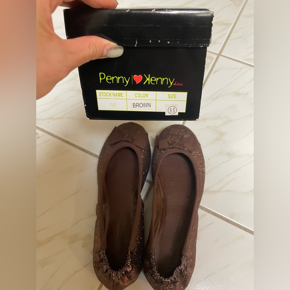 Penny loves Kenny flats